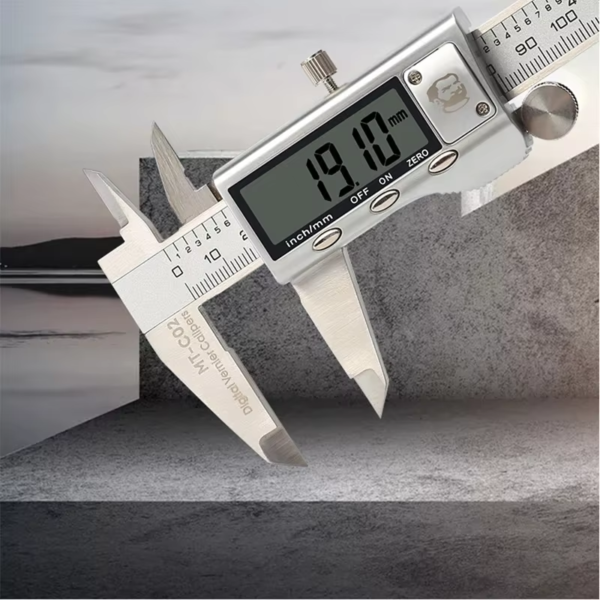 Mechanic MT-C02 Electronic Vernier Caliper High Precision LCD Digital Display Industrial Grade Household Oil Level Caliper 150-300mm - Image 3